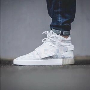 Adidas Tubular Invader Strap “white camo” Sneakers SZ 6 (big Boy)